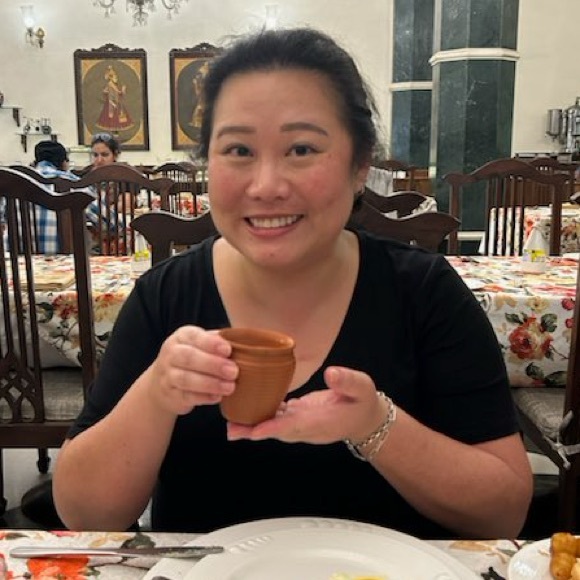 Meet your Posher, Rosanna - Picture 1 of 1